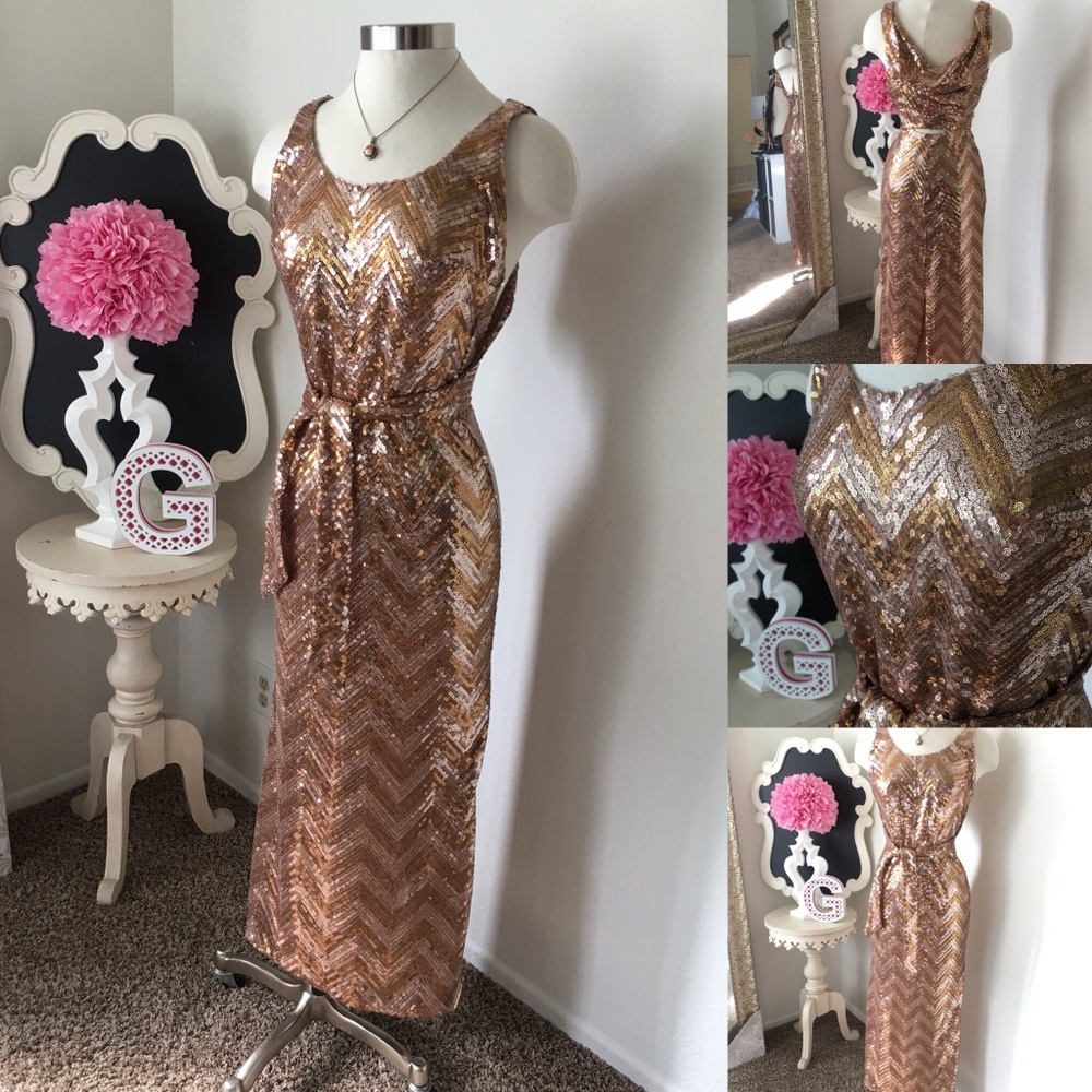 🌺 MKC Marisa Kenson
Bronze/ Rose Gold Sequin